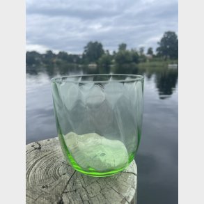 Mundbl�st glas -  LOW SWIRL - Ligth green