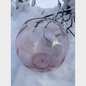 Mundblst vase fra AnnavonLipa